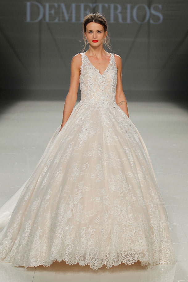 ilovebrides.pt_Demetrios 2018_Barcelona Bridal Fashion Week 2017